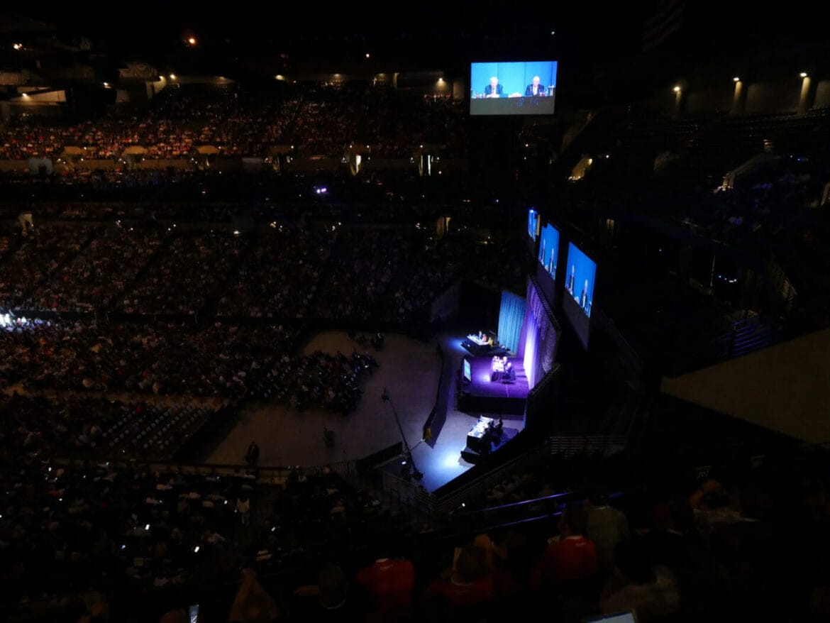 How is the Berkshire Hathaway Shareholders Meeting without Corona?