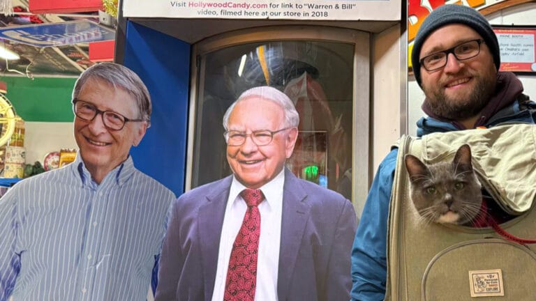 Tilman Versch with Warren Buffett and Bill Gates (cutouts) in Omaha