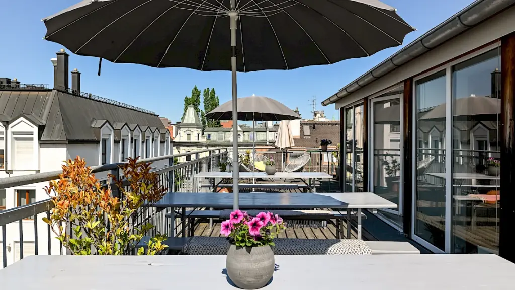 Out of Office rooftop loft in Munich
